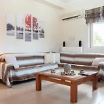 Lovos House Laganas