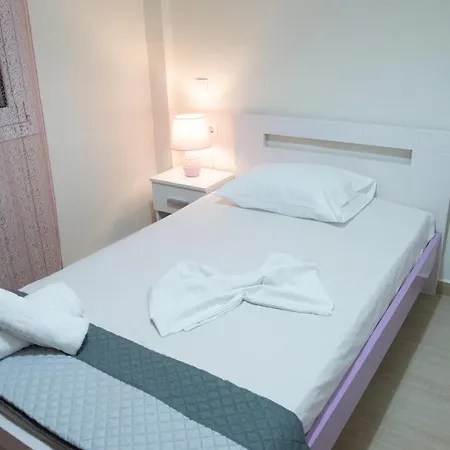 Lovos House فيلة