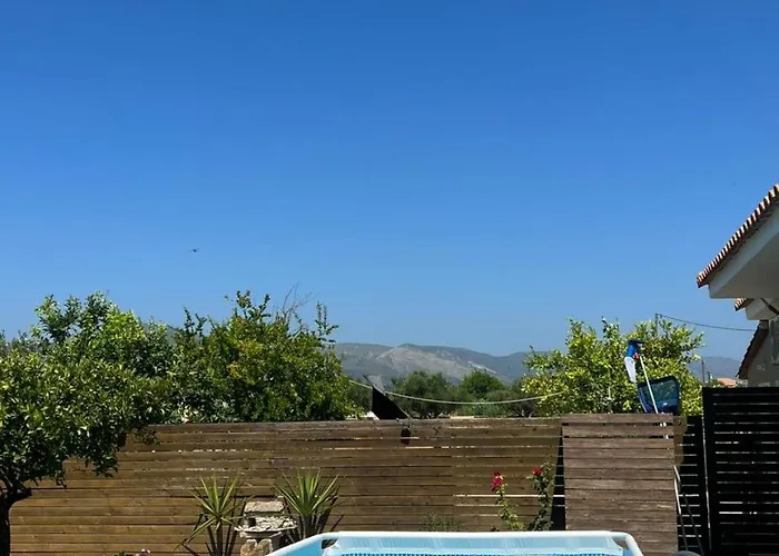 Lovos House * 拉加纳斯