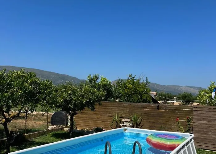 Lovos House